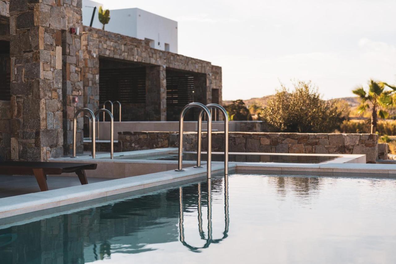 Kouros Blanc Resort & Suites Pounda Luaran gambar