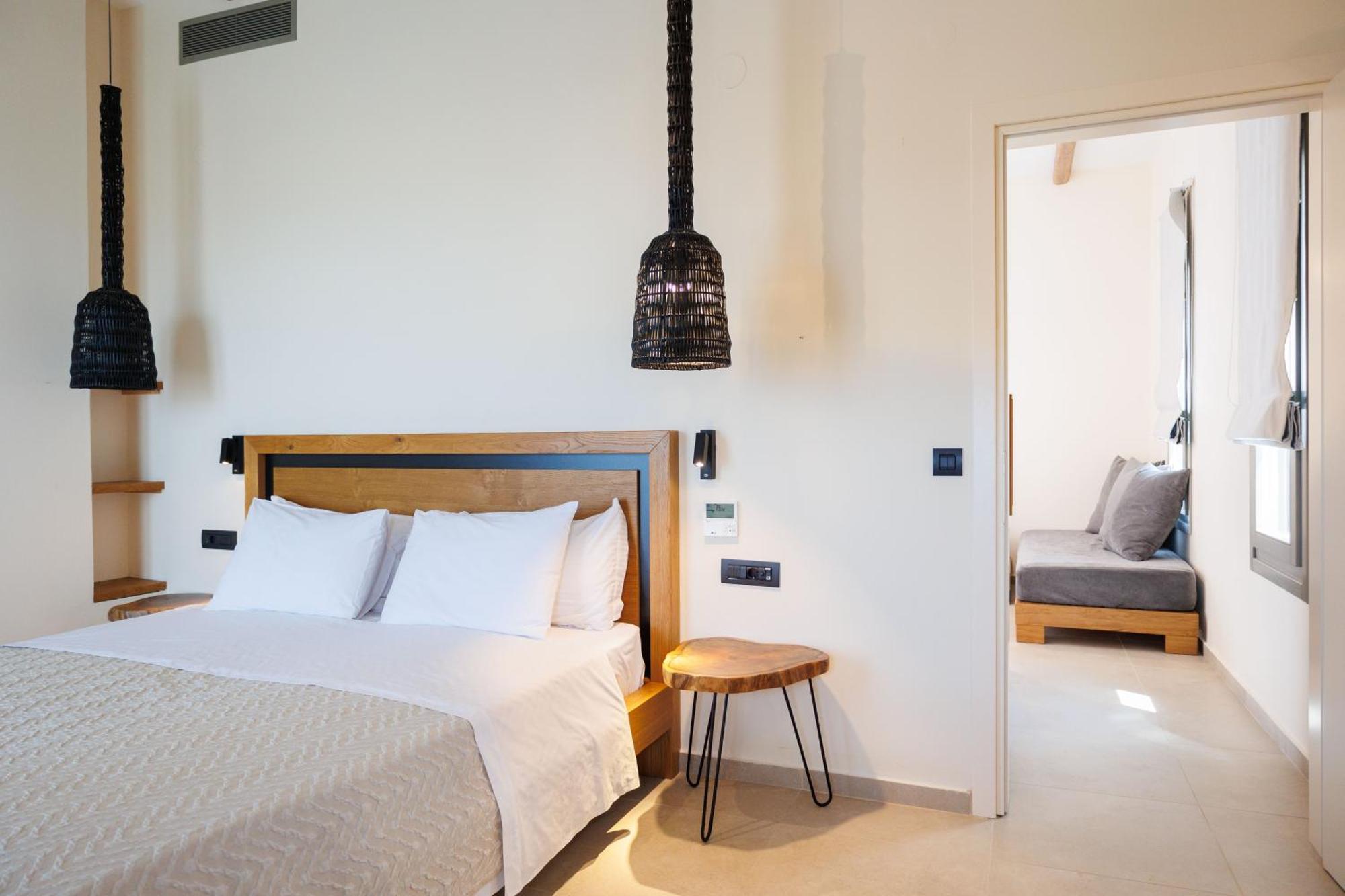 Kouros Blanc Resort & Suites Pounda Bilik gambar